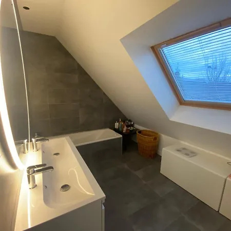 Chez Marjorie בית אירוח