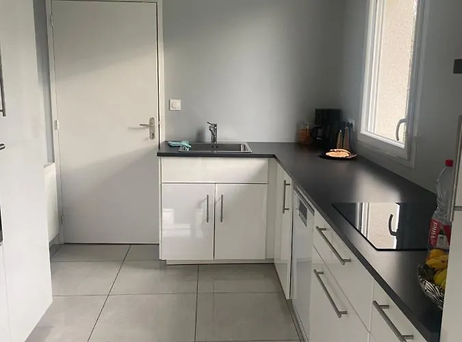 Chez Marjorie منزل للإقامة بريست