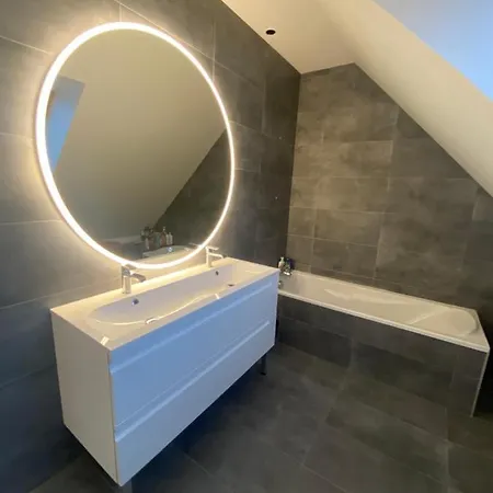 Quarto em Acomodações Particulares Chez Marjorie Brest